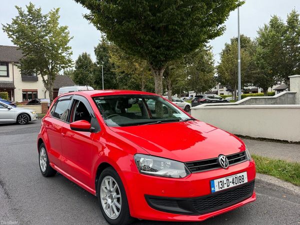 Volkswagen Polo Hatchback, Petrol, 2013, Red