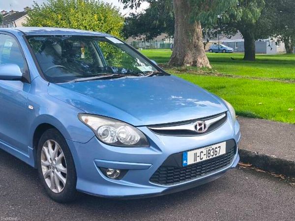 Hyundai i30 Hatchback, Petrol, 2011, Blue