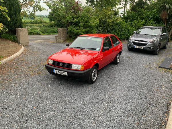 Volkswagen Polo Hatchback, Petrol, 1991, Red