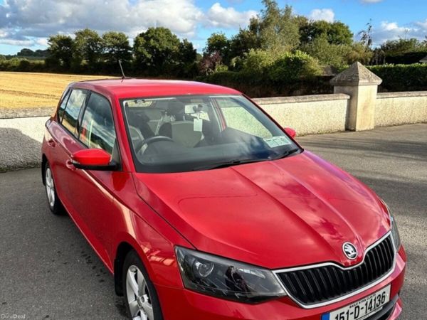 Skoda Fabia Hatchback, Petrol, 2015, Red