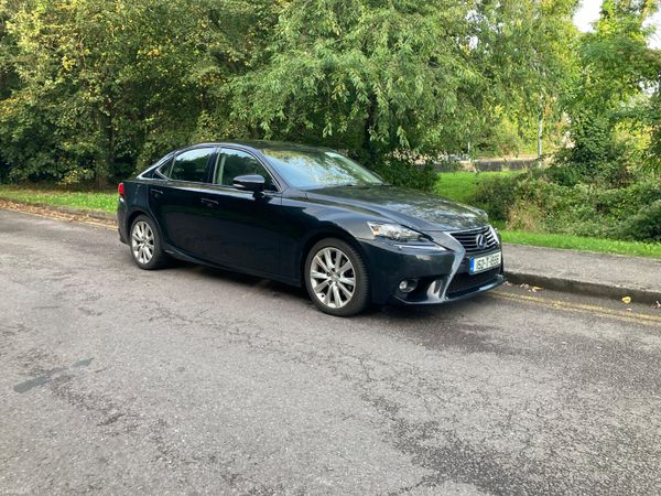 Lexus IS Saloon, Petrol Hybrid, 2015, Black
