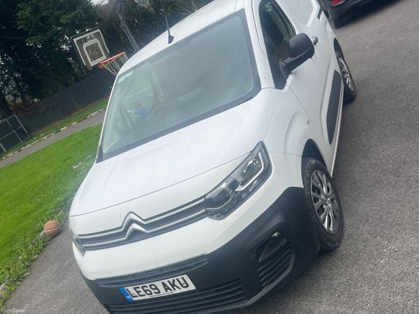 Citroen Berlingo MPV, Diesel, 2020, White
