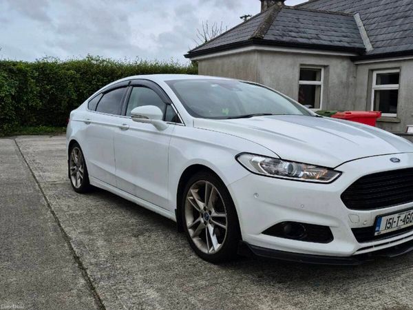 Ford Mondeo Hatchback, Diesel, 2015, White