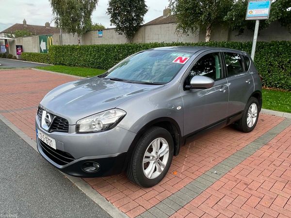 Nissan Qashqai Hatchback, Diesel, 2012, Blue