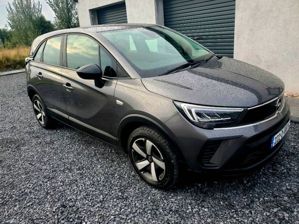 Opel Crossland SUV, Diesel, 2022, Grey
