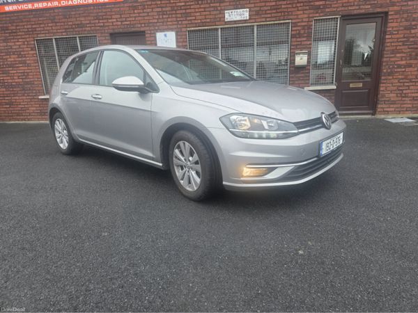 Volkswagen Golf Hatchback, Petrol, 2019, Grey