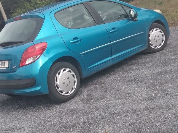 Peugeot 207 Hatchback, Diesel, 2012, Blue