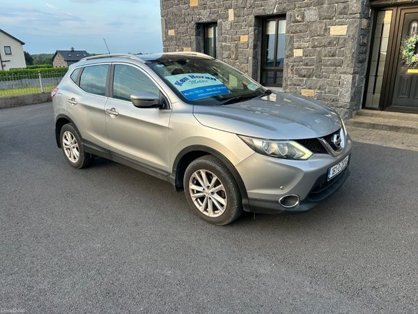 Nissan Qashqai Hatchback, Diesel, 2016, Silver