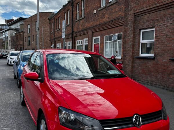 Volkswagen Polo Hatchback, Diesel, 2015, Red
