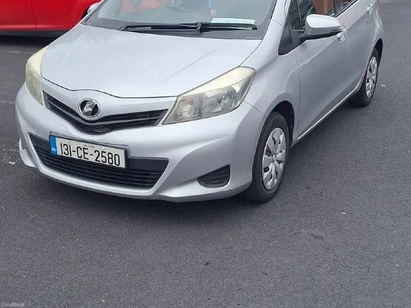 Toyota Vitz Hatchback, Petrol, 2013, Silver