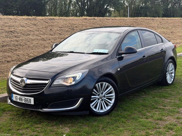 Vauxhall Insignia Hatchback, Diesel, 2015, Black