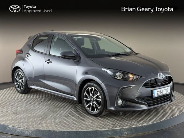 Toyota Yaris Hatchback, Petrol Hybrid, 2022, Grey