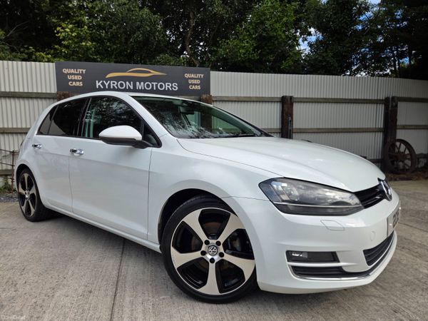 Volkswagen Golf Hatchback, Petrol, 2015, White