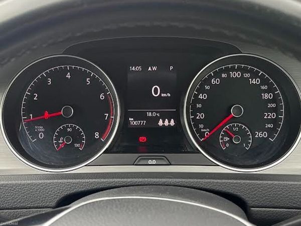 Volkswagen Golf Estate, Petrol, 2014, Silver