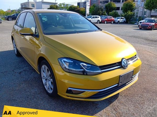 Volkswagen Golf Hatchback, Petrol, 2018, Gold