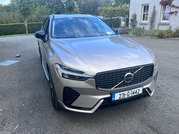 Volvo XC60 SUV, Petrol Plug-in Hybrid, 2023, Grey