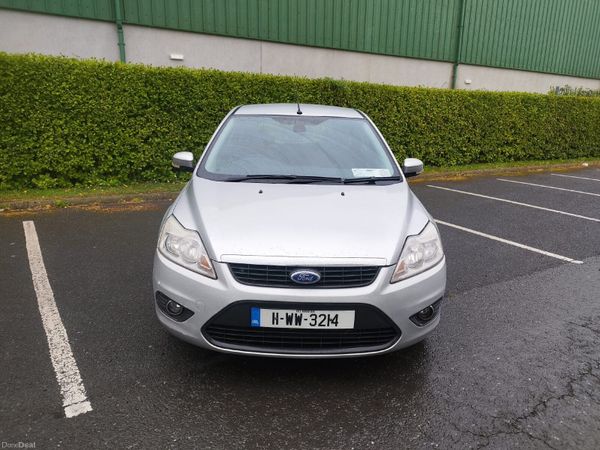 Ford Focus Hatchback, Diesel, 2011, Silver