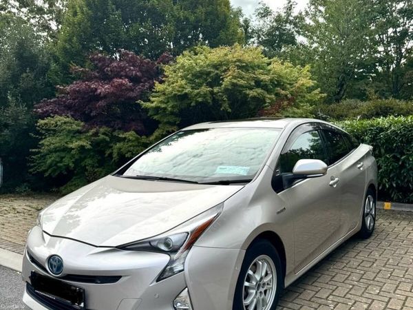 Toyota Prius Hatchback, Petrol Hybrid, 2017, Beige