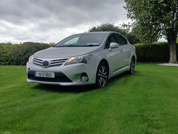 Toyota Avensis Saloon, Diesel, 2015, Silver