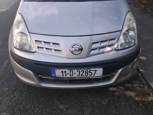 Nissan Pixo Hatchback, Petrol, 2011, Silver