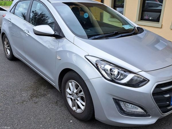 Hyundai i30 Hatchback, Diesel, 2016, Silver