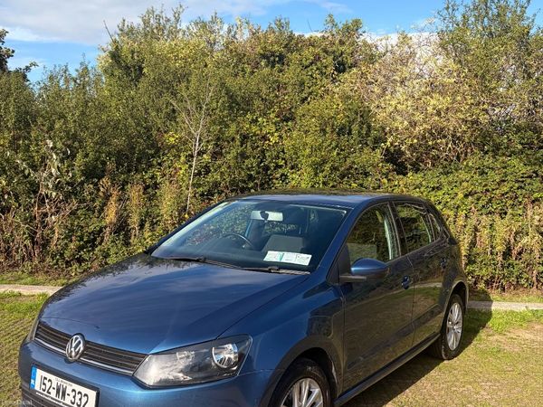 Volkswagen Polo Hatchback, Petrol, 2015, Blue
