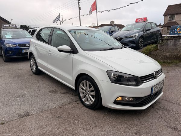 Volkswagen Polo Hatchback, Petrol, 2016, White