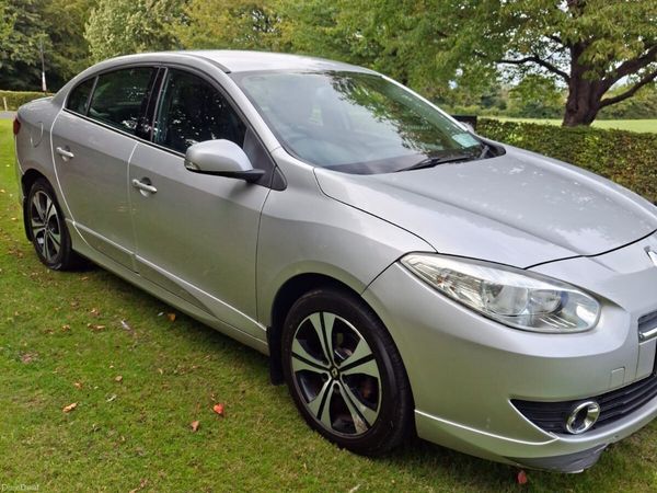 Renault Fluence Saloon, Diesel, 2013, Silver