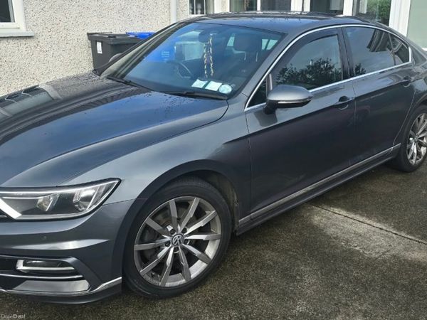 Volkswagen Passat Saloon, Diesel, 2016, Grey