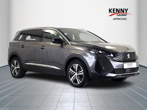 Peugeot 5008 MPV, Diesel, 2024, Grey