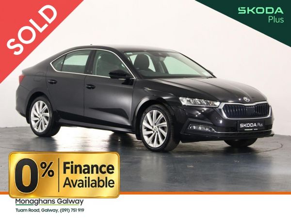 Skoda Octavia Hatchback, Diesel, 2023, Black