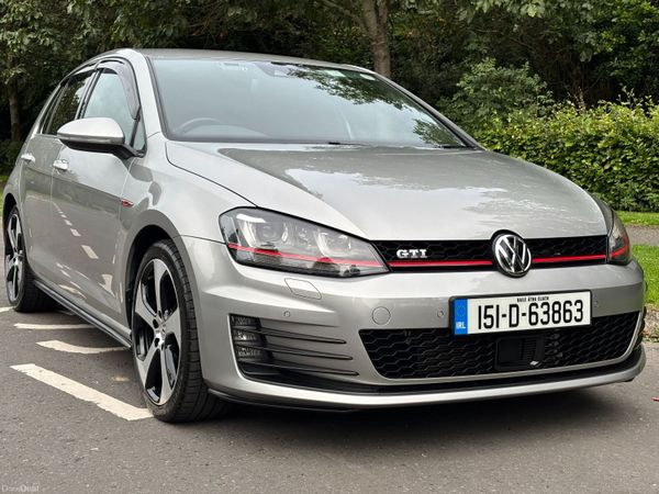 Volkswagen Golf Hatchback, Petrol, 2015, Silver