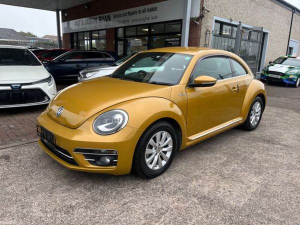 Volkswagen Beetle Hatchback, Petrol, 2017, Gold