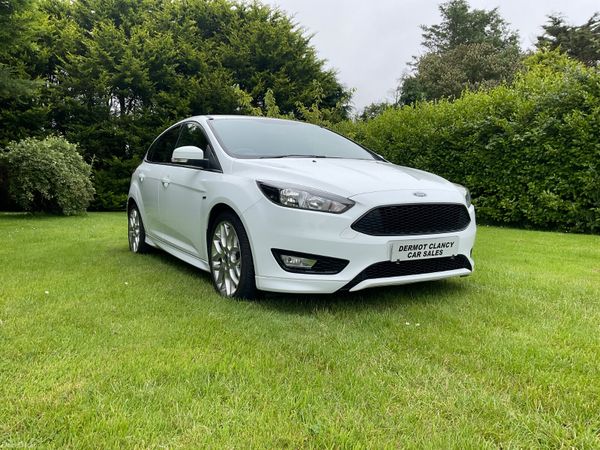 Ford Focus Hatchback, Diesel, 2017, White
