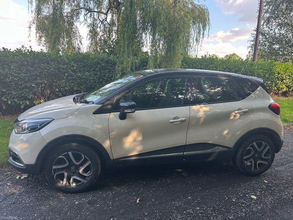Renault Captur Hatchback, Diesel, 2016, White