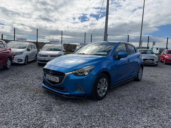 Mazda Demio Hatchback, Petrol, 2015, Blue