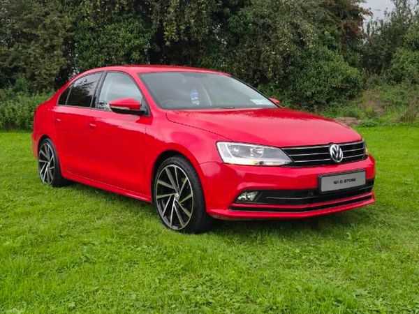 Volkswagen Jetta Saloon, Diesel, 2016, Red