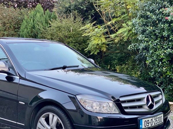 Mercedes-Benz C-Class Saloon, Petrol, 2009, Black