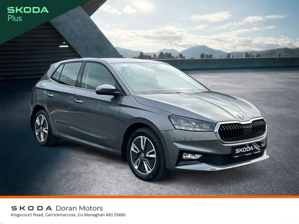 Skoda Fabia Hatchback, Petrol, 2023, Grey