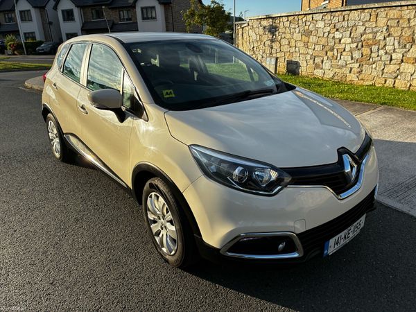 Renault Captur Hatchback, Diesel, 2014, Yellow