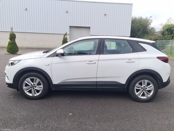 Opel Grandland X SUV, Petrol, 2021, White