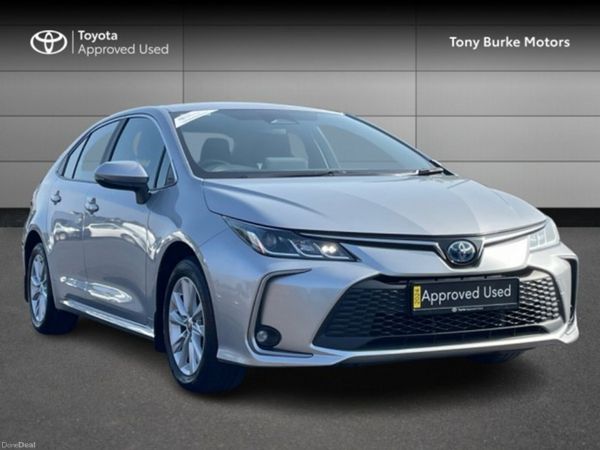 Toyota Corolla Saloon, Petrol Hybrid, 2024, Silver
