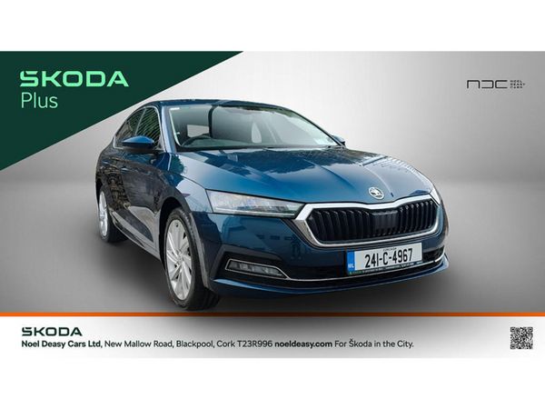 Skoda Octavia Saloon, Petrol Hybrid, 2024, Blue