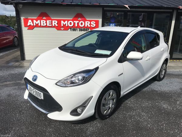Toyota Aqua Hatchback, Petrol Hybrid, 2020, White