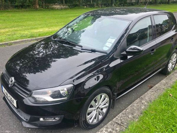 Volkswagen Polo Hatchback, Diesel, 2011, Black