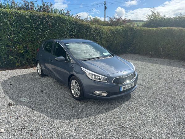 Kia Ceed Hatchback, Diesel, 2014, Blue