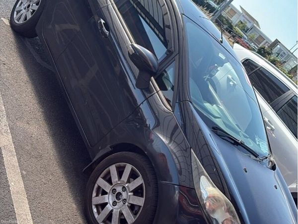 Ford Fiesta Hatchback, Diesel, 2009, Black