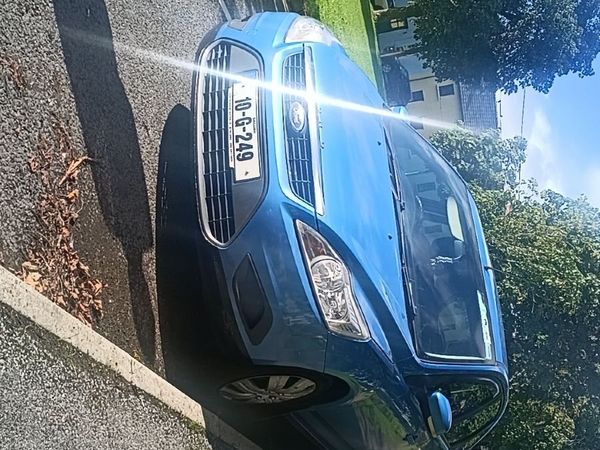 Ford Focus Hatchback, Petrol, 2010, Blue