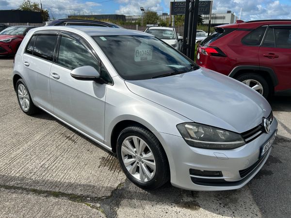 Volkswagen Golf Hatchback, Petrol, 2015, Silver