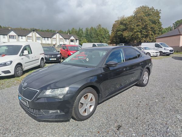 Skoda Superb Hatchback, Diesel, 2019, Black